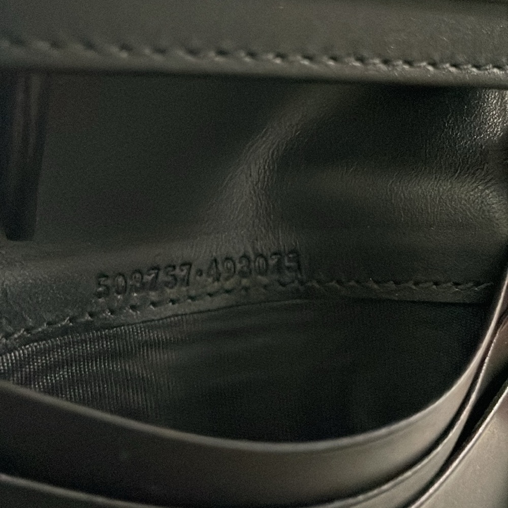 Authentic Gucci GG Supreme Bee Billfold wallet - Picture 7 of 8